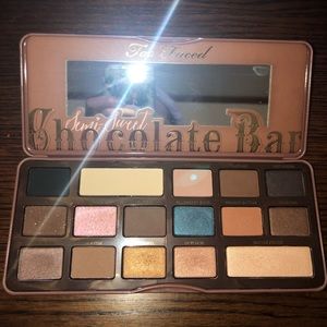Too faced chocolate palette